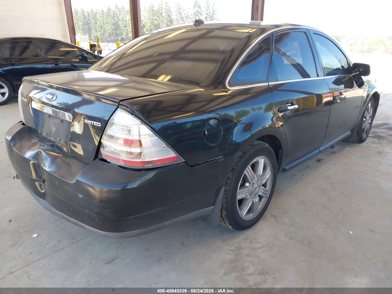 2008 FORD TAURUS LIMITED · 4/11