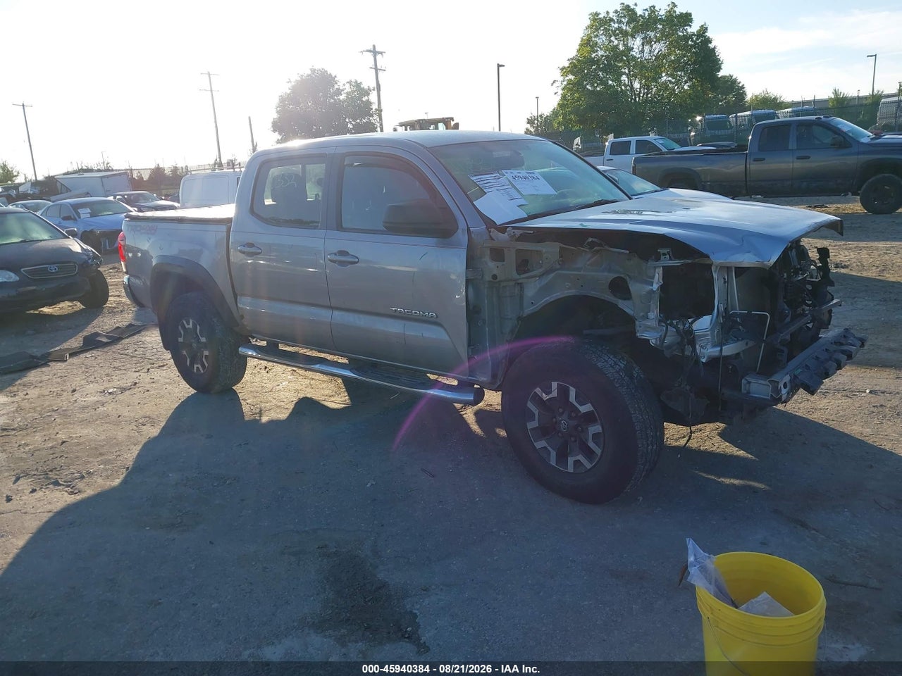 5TFCZ5AN8GX****** · 2016 TOYOTA TACOMA TRD OFF ROAD