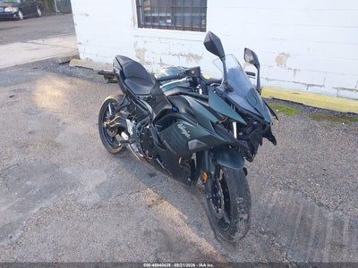 ML5EXEP19SD****** · 2025 KAWASAKI EX650 P