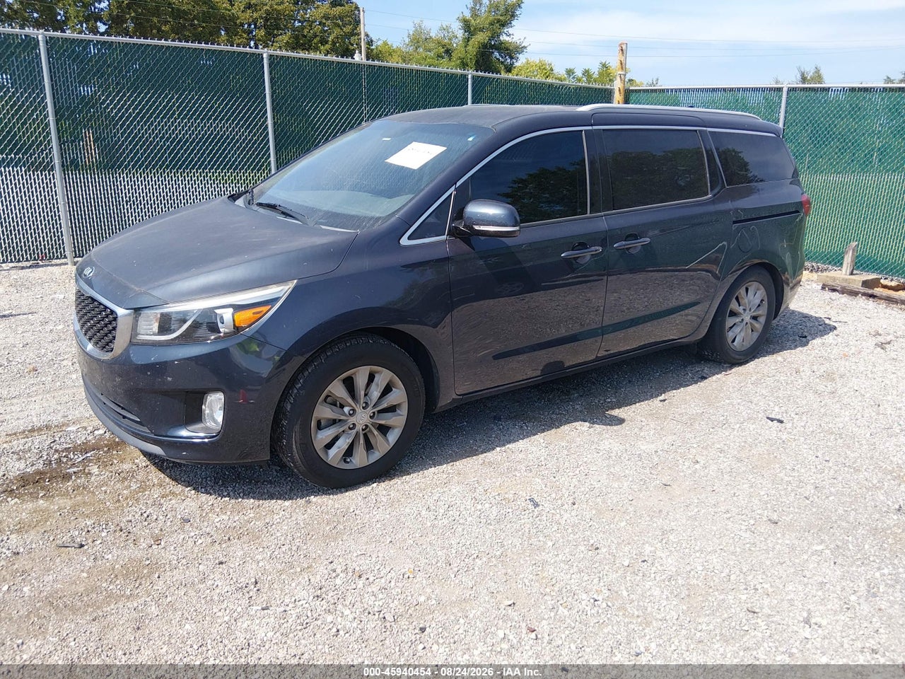 2016 KIA SEDONA EX · 2/11