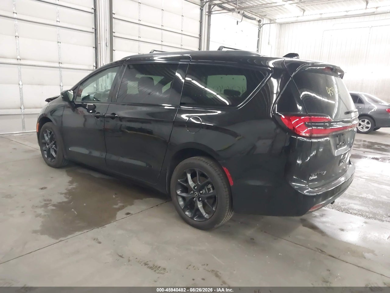 2025 CHRYSLER PACIFICA LIMITED AWD · 3/11