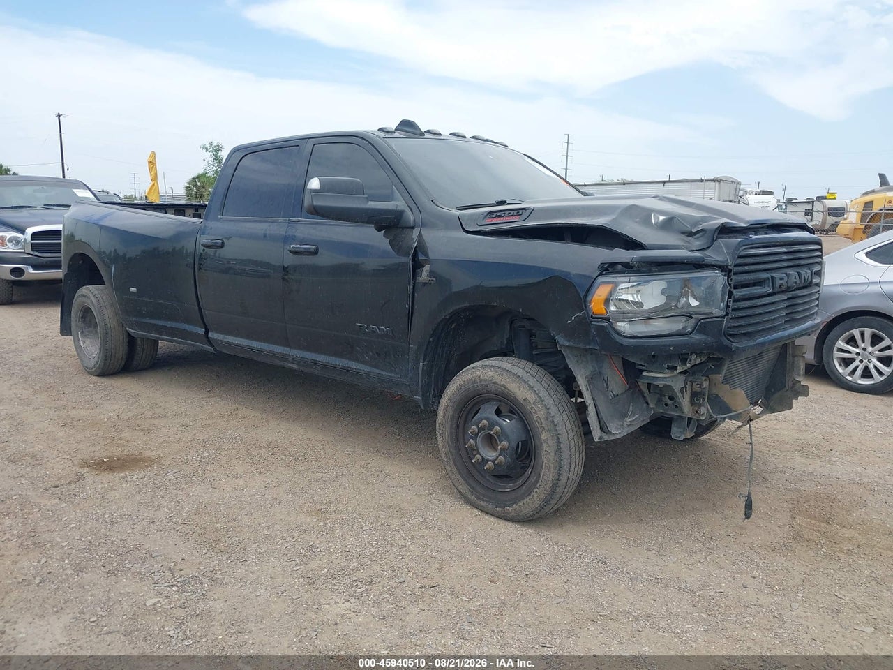 3C63RRHL1LG****** · 2020 RAM 3500 BIG HORN  4X4 8' BOX