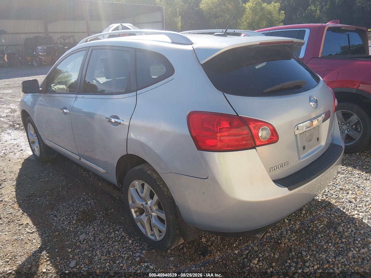 2012 NISSAN ROGUE SV W/SL PKG · 3/11