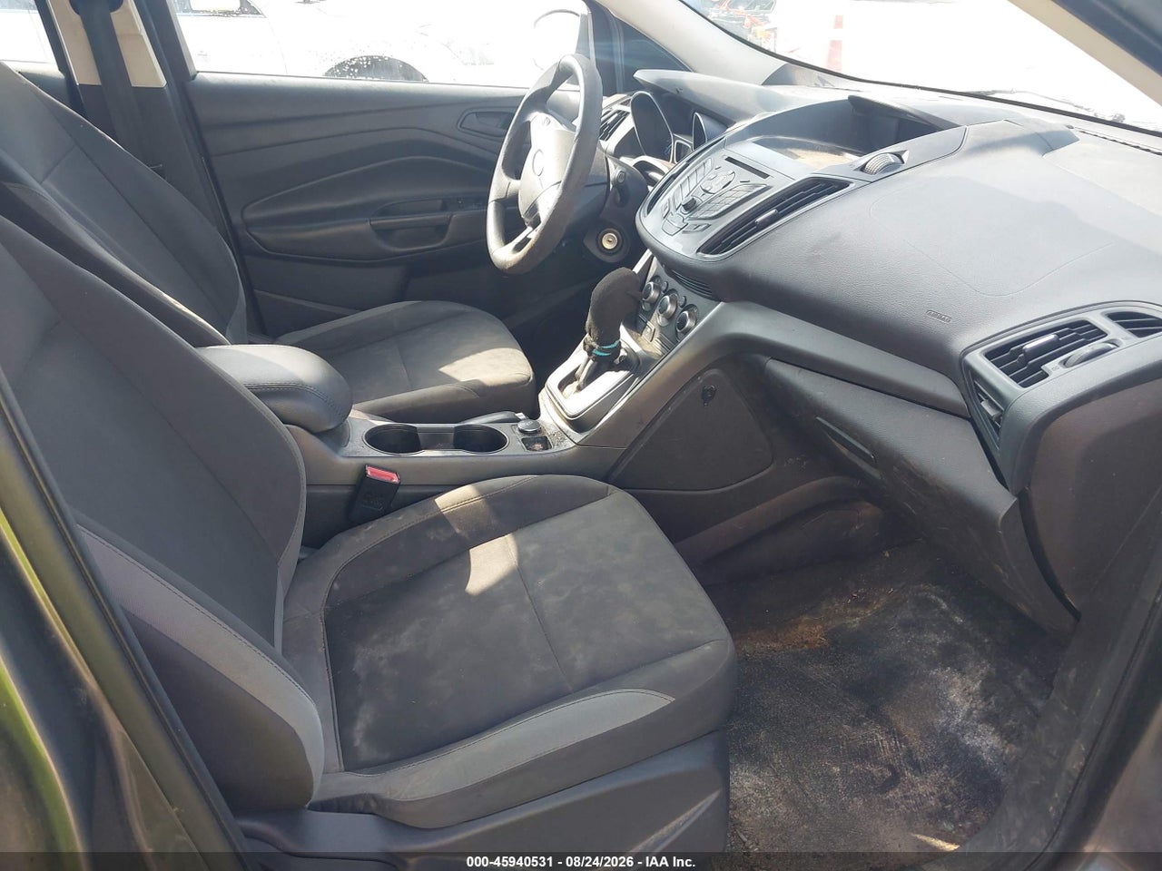 2014 FORD ESCAPE S · 5/11