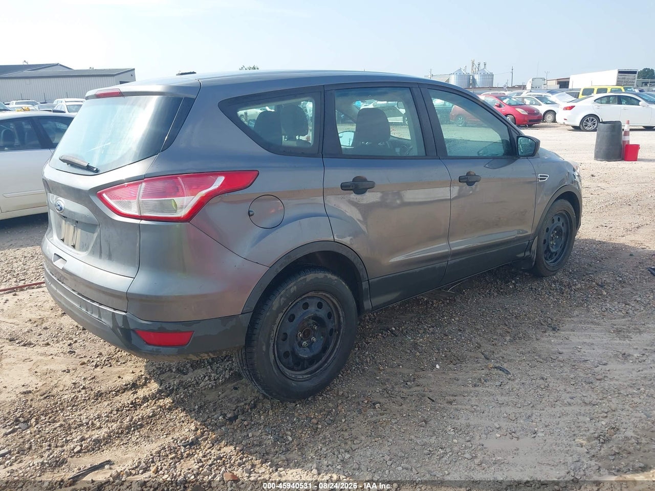 2014 FORD ESCAPE S · 4/11