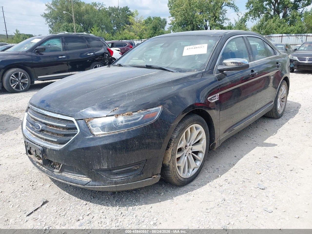 2017 FORD TAURUS LIMITED · 2/11