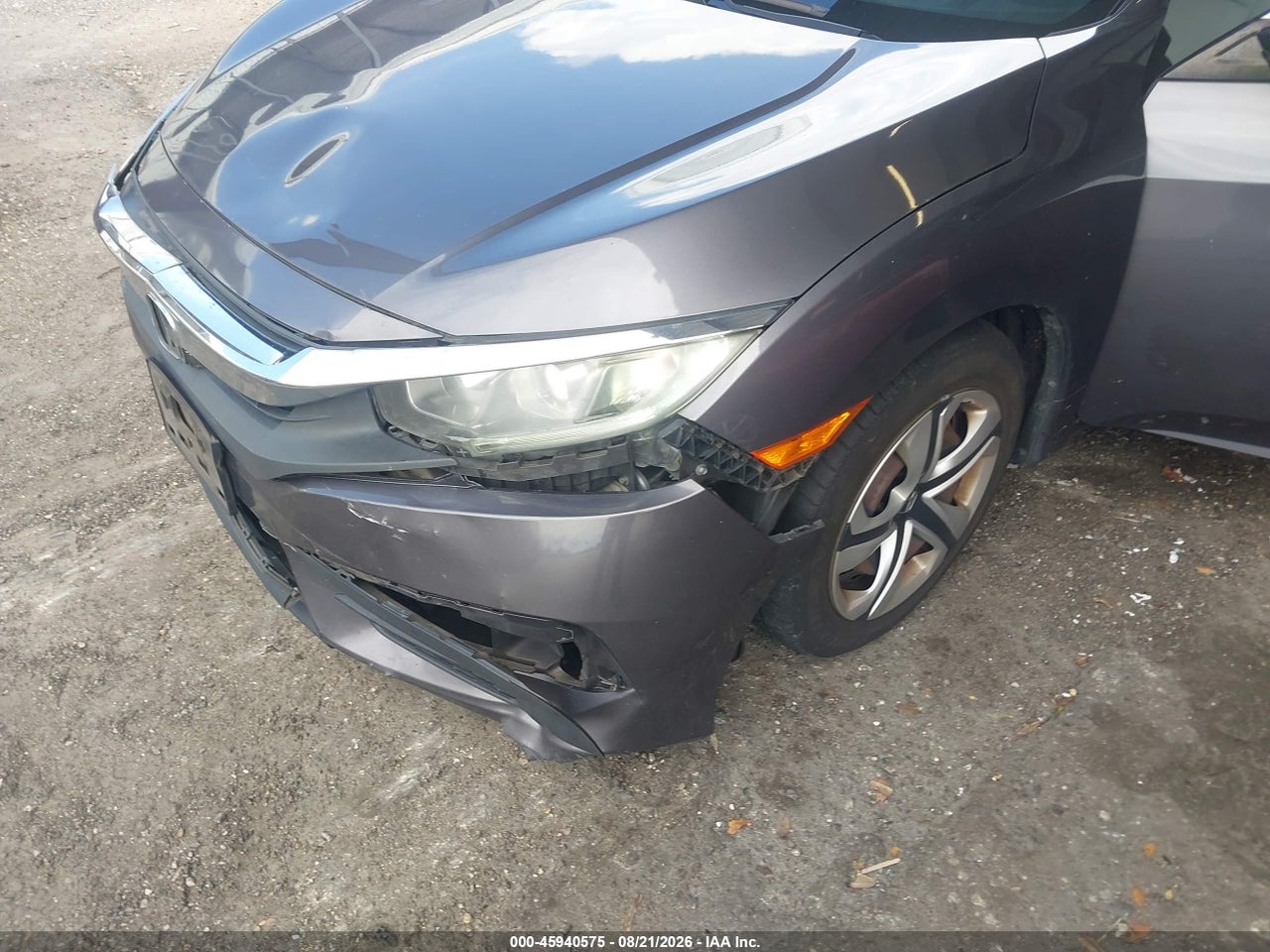 2018 HONDA CIVIC LX · 6/11