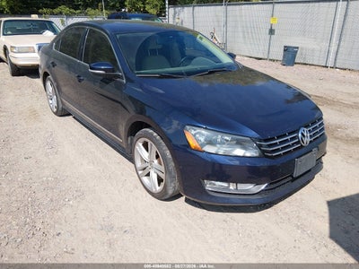 2013 VOLKSWAGEN PASSAT 2.0L TDI SE
