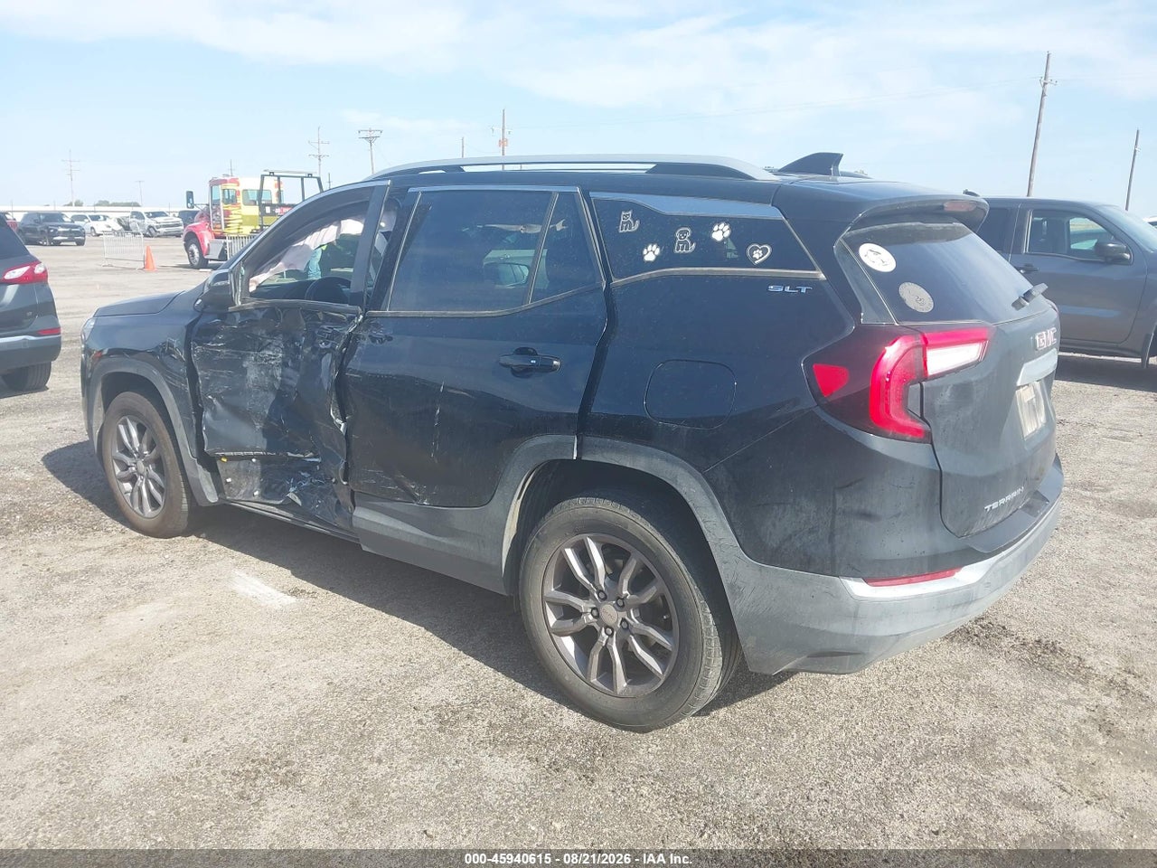 2024 GMC TERRAIN AWD SLT · 3/11