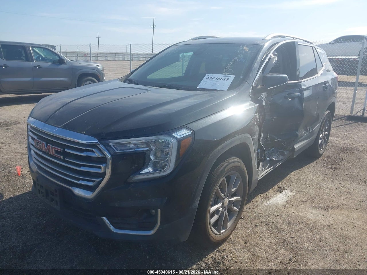 2024 GMC TERRAIN AWD SLT · 2/11