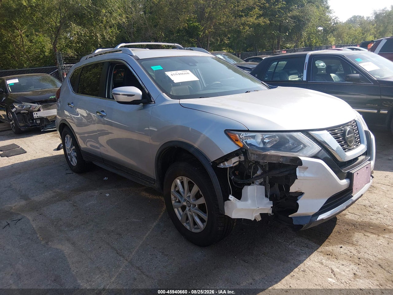 KNMAT2MV0LP****** · 2020 NISSAN ROGUE SV INTELLIGENT AWD