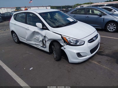 KMHCT5AE7HU****** · 2017 HYUNDAI ACCENT SE