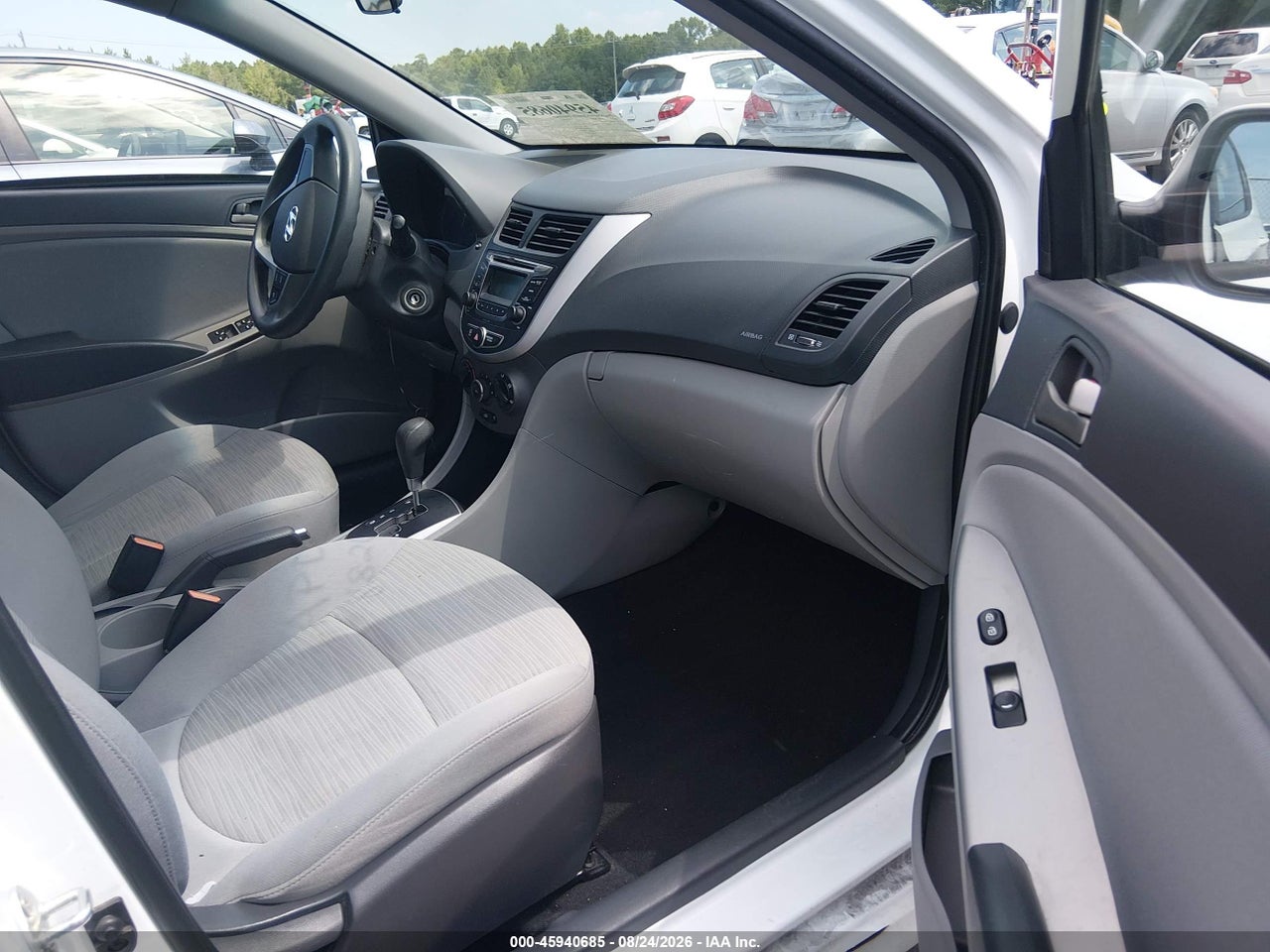 2017 HYUNDAI ACCENT SE · 5/11