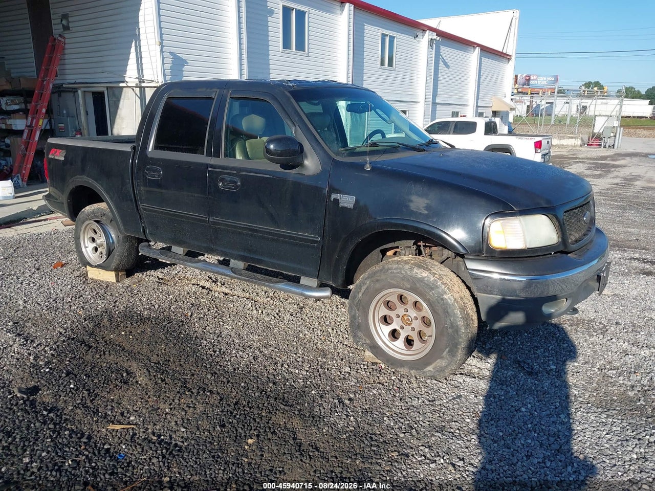 1FTRW08L72K****** · 2002 FORD F-150 LARIAT/XLT