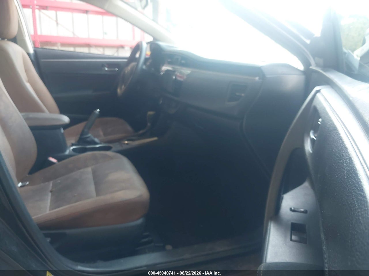 2015 TOYOTA COROLLA LE · 5/11