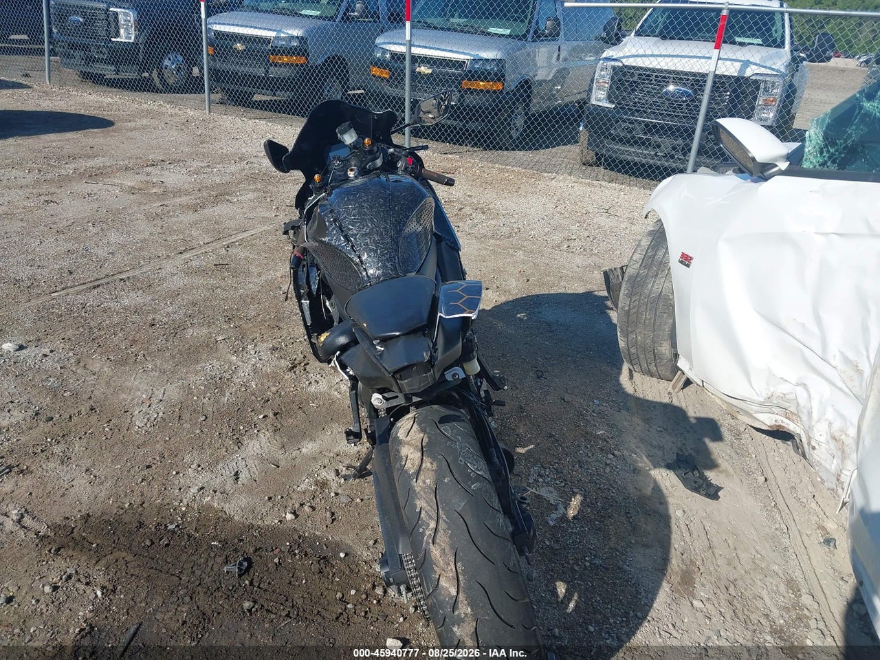 2022 YAMAHA YZFR7 · 6/11