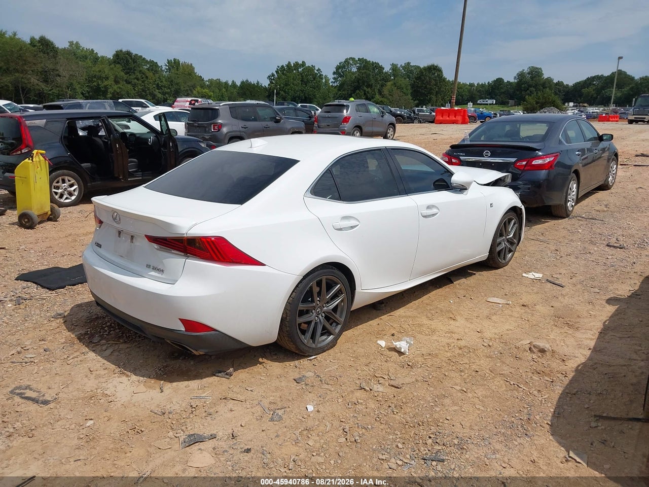 2017 LEXUS IS 200T · 4/11