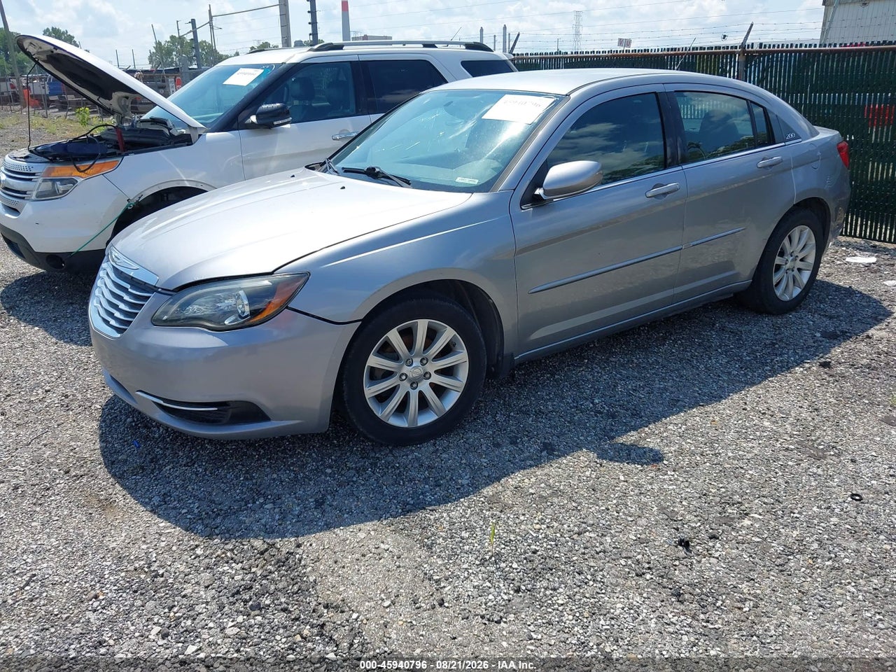 2013 CHRYSLER 200 TOURING · 6/11