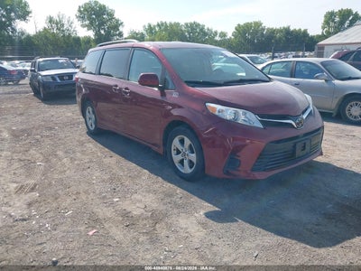 2020 TOYOTA SIENNA LE