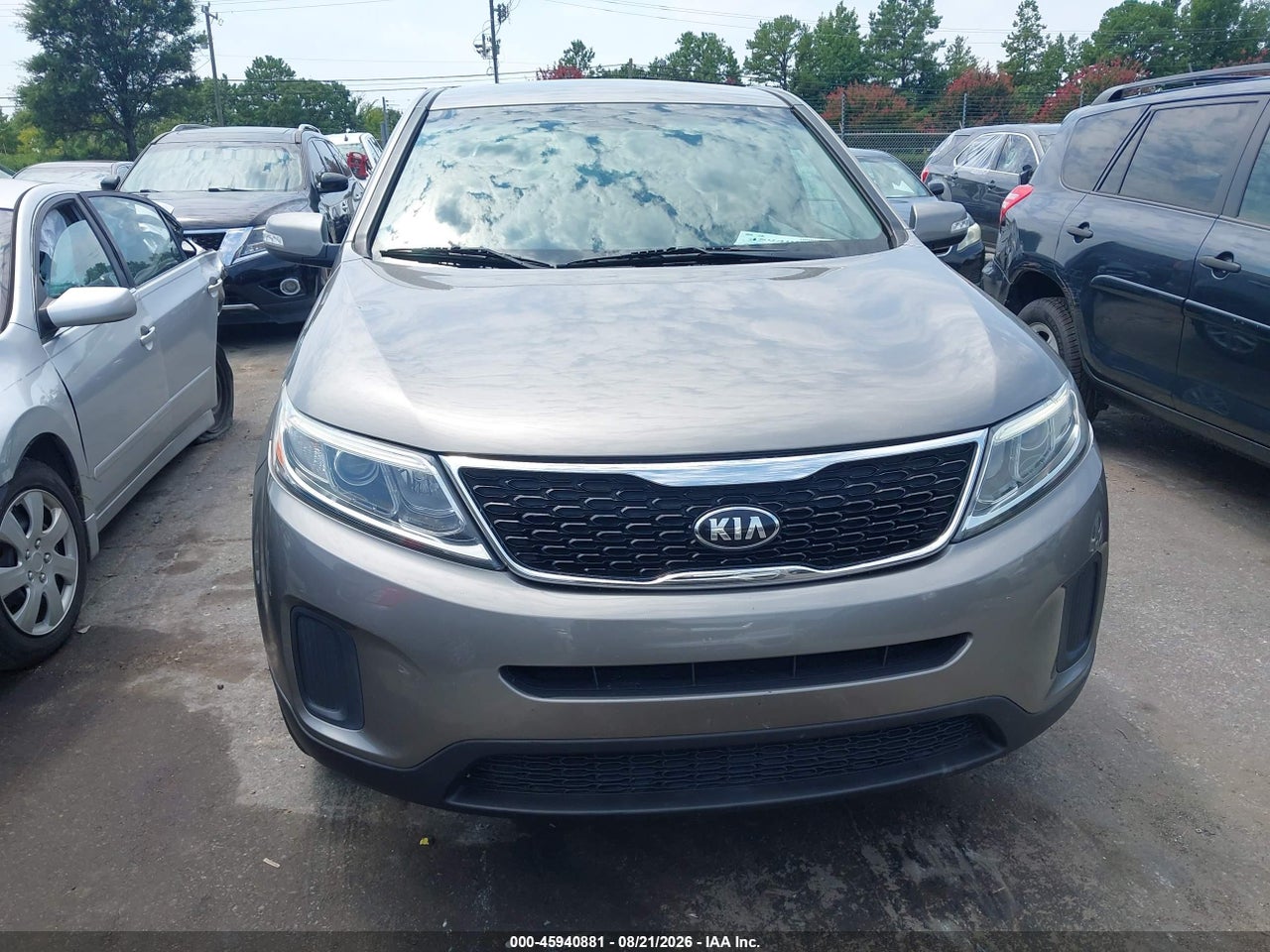 2015 KIA SORENTO LX · 6/11