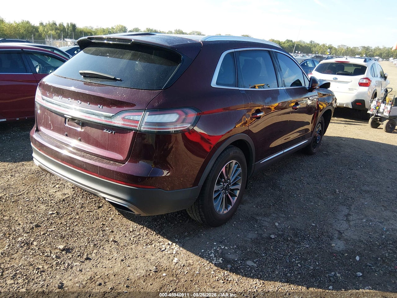2020 LINCOLN NAUTILUS STANDARD · 4/11