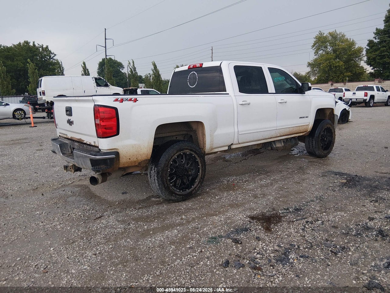 2019 CHEVROLET SILVERADO 2500HD LT · 4/6