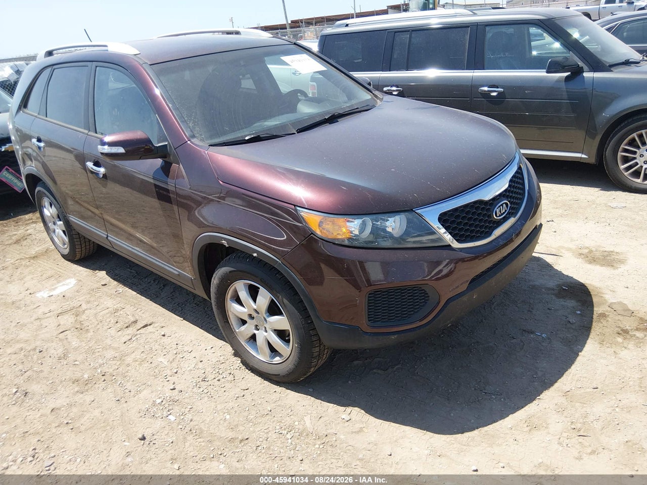 5XYKT4A23DG****** · 2013 KIA SORENTO LX V6