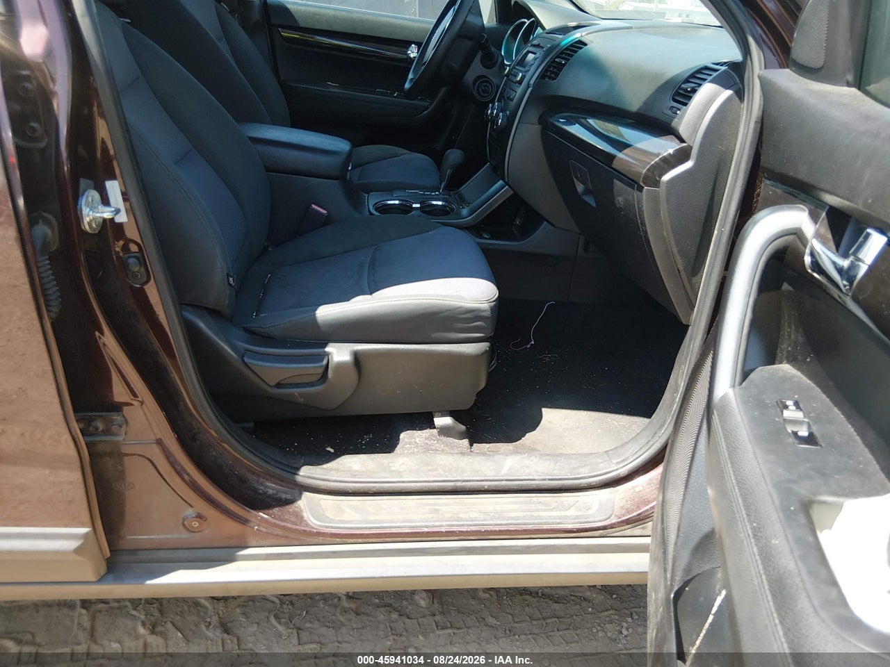 2013 KIA SORENTO LX V6 · 5/11