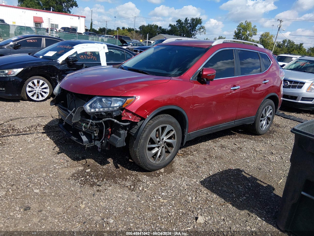 2015 NISSAN ROGUE SL · 2/11