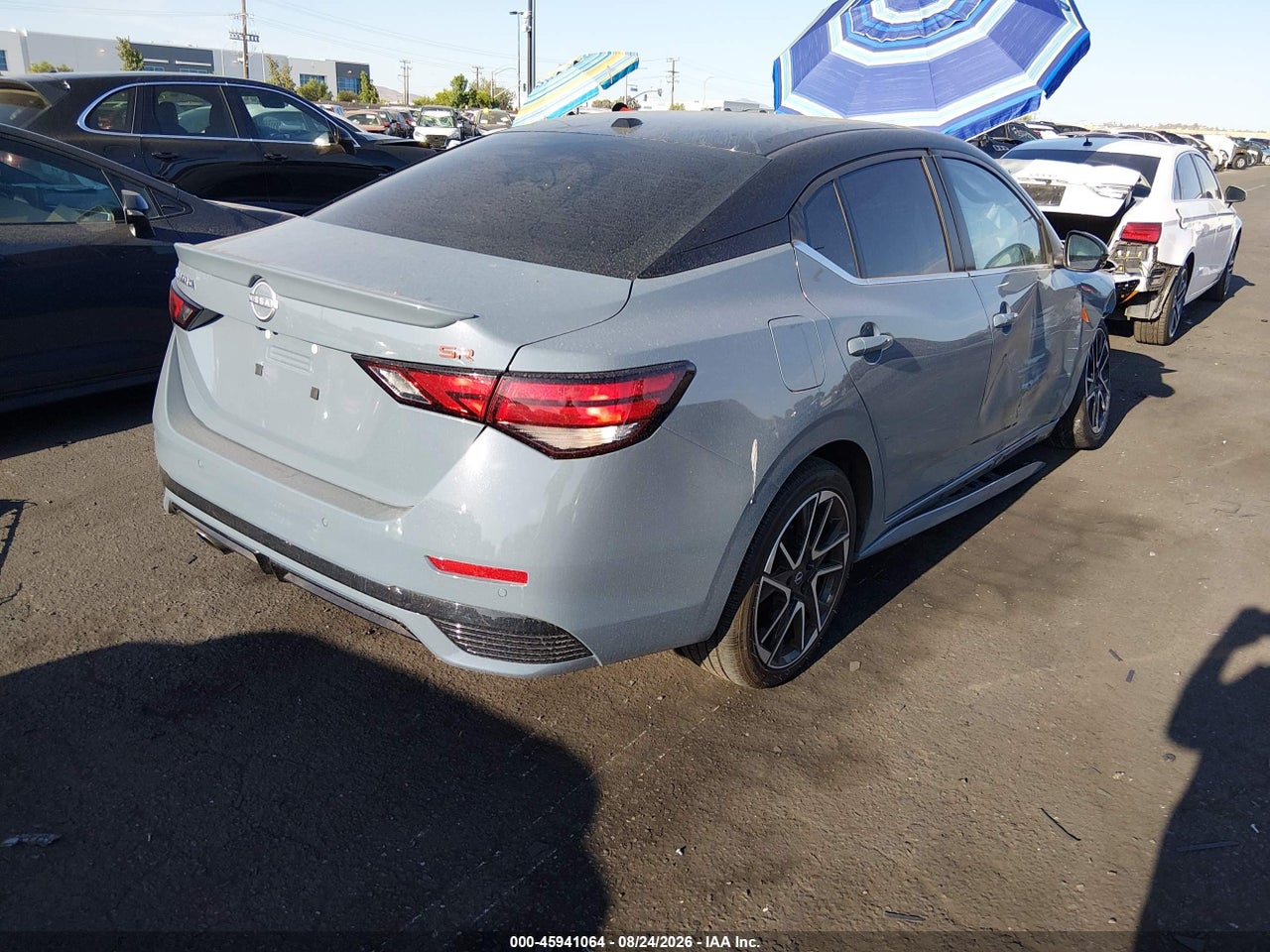 2025 NISSAN SENTRA SR · 4/11