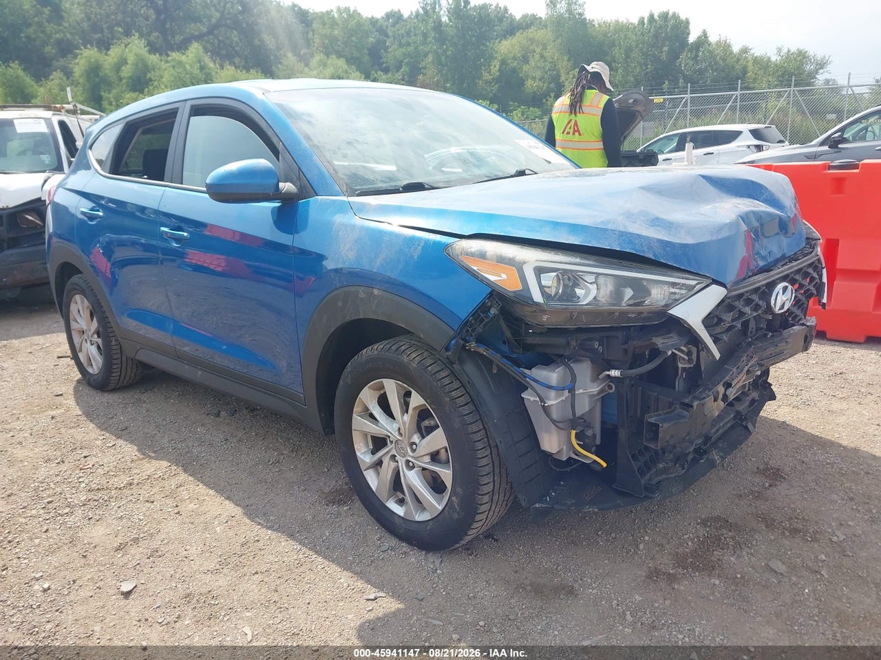 KM8J2CA46LU****** · 2020 HYUNDAI TUCSON SE