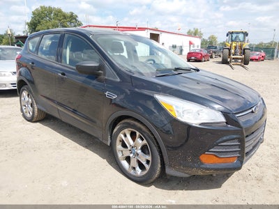 1FMCU0F75FU****** · 2015 FORD ESCAPE S