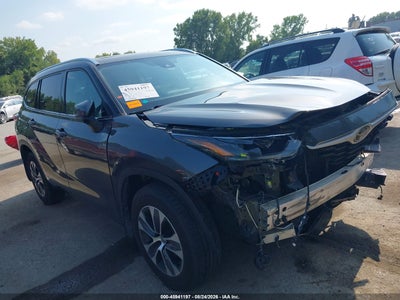 2021 TOYOTA HIGHLANDER XLE
