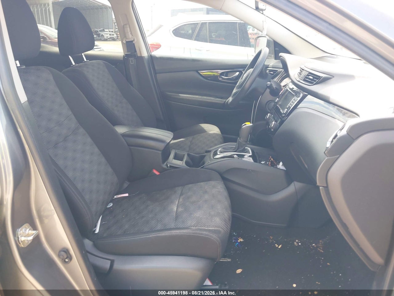 2019 NISSAN ROGUE SPORT SV · 5/11