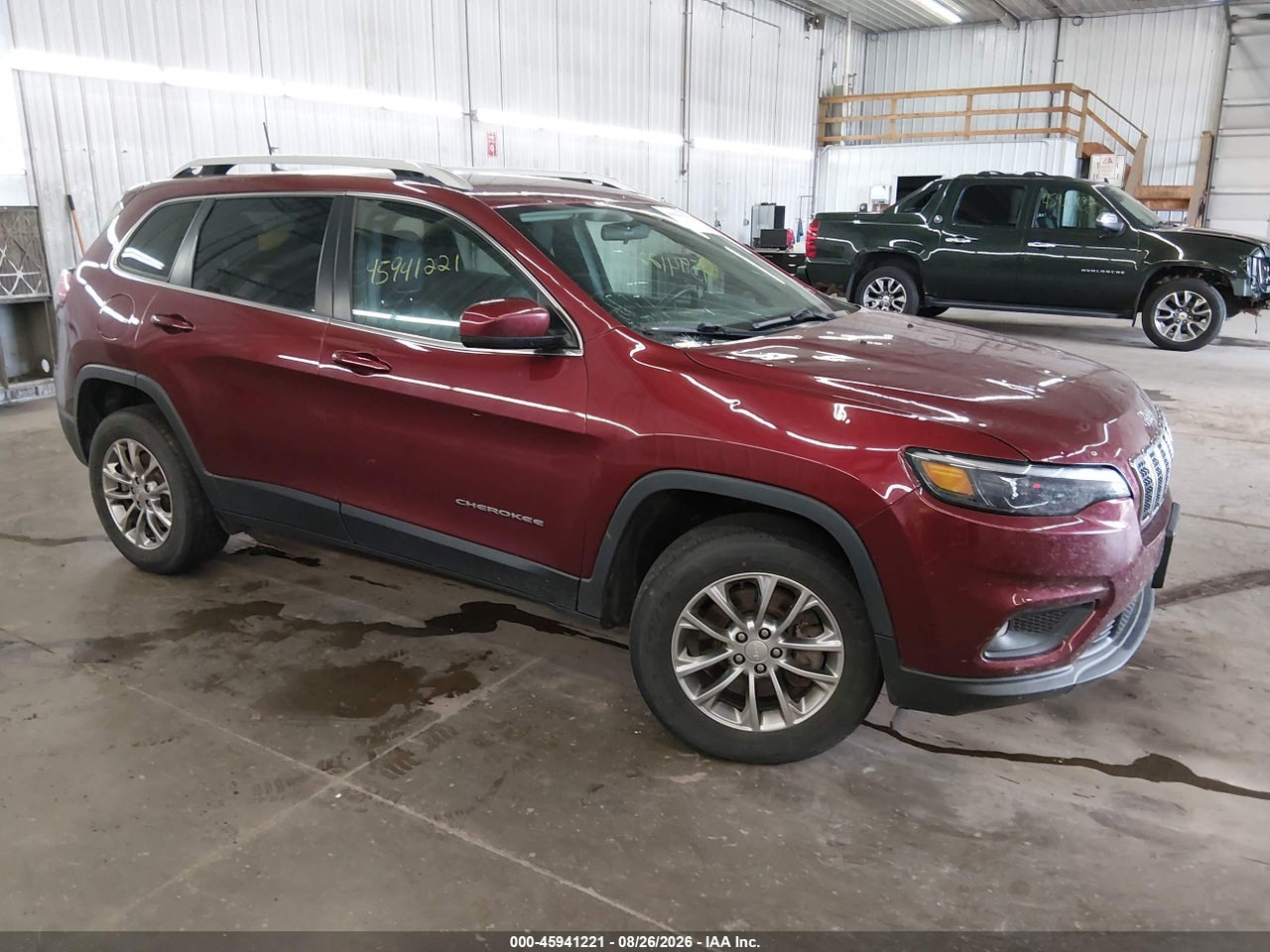 1C4PJMLX6KD****** · 2019 JEEP CHEROKEE LATITUDE PLUS 4X4