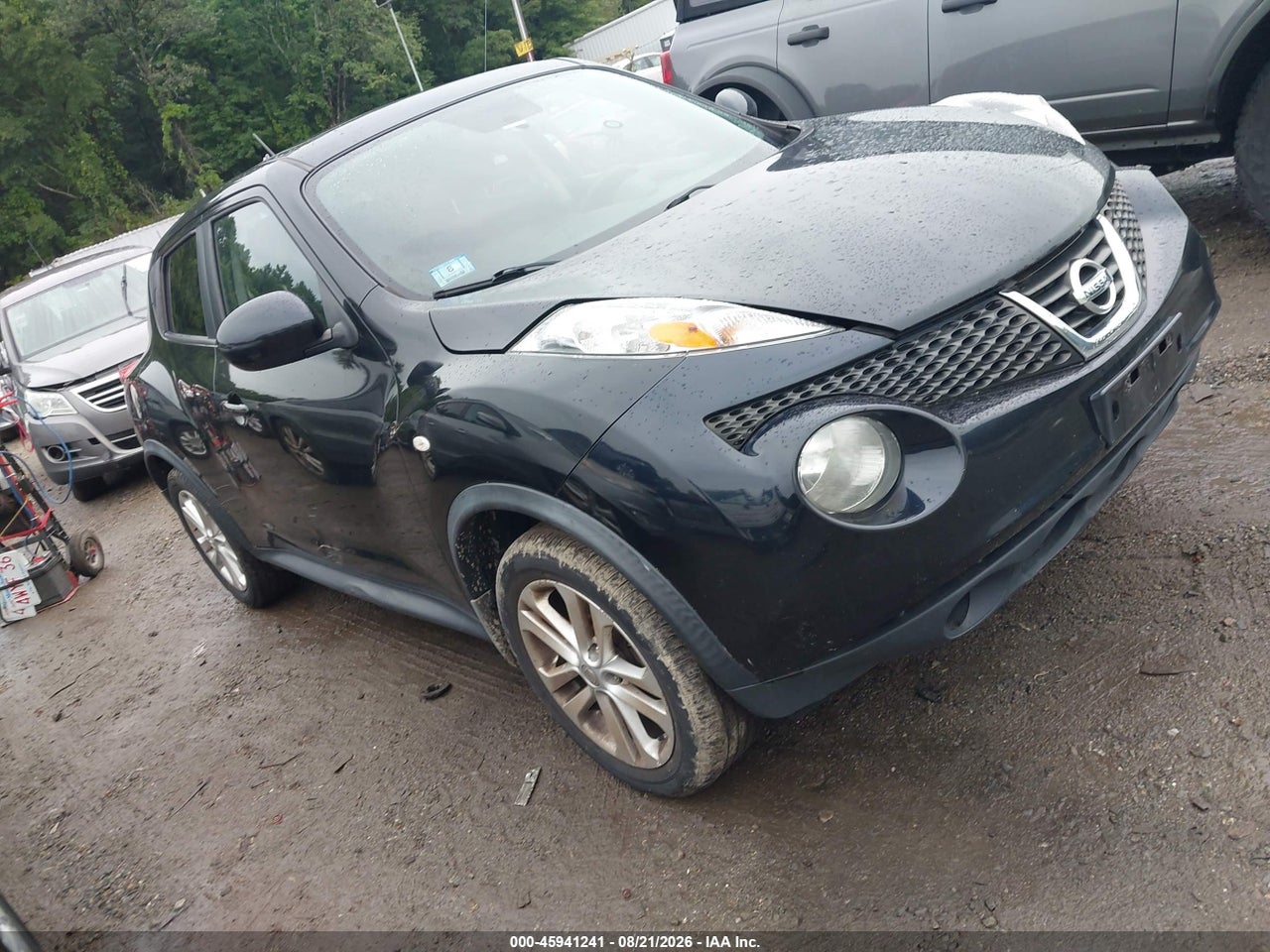 2013 NISSAN JUKE SV