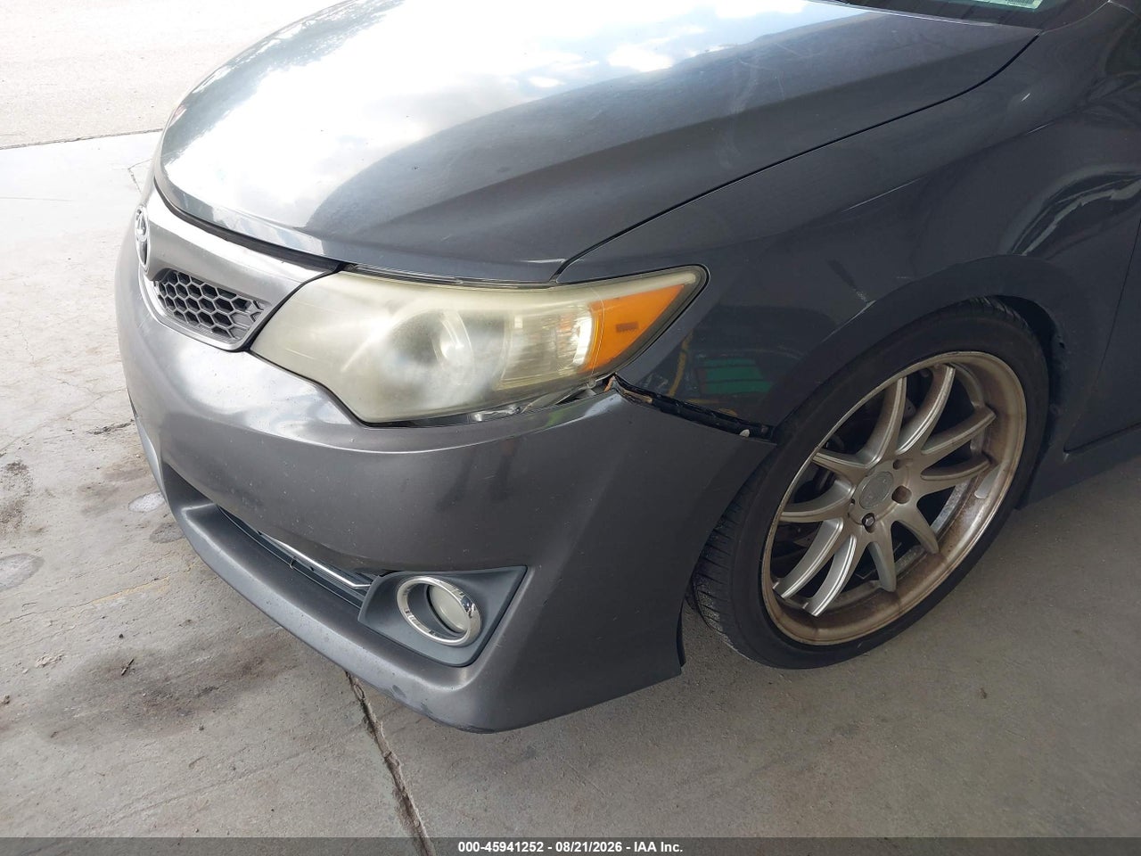 2012 TOYOTA CAMRY SE · 6/11