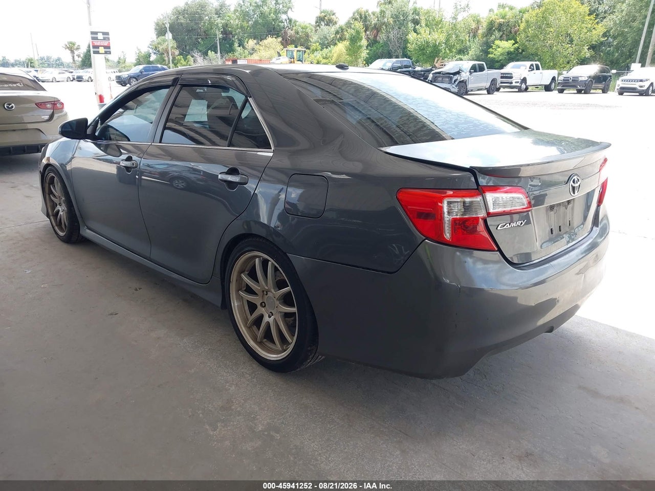 2012 TOYOTA CAMRY SE · 3/11