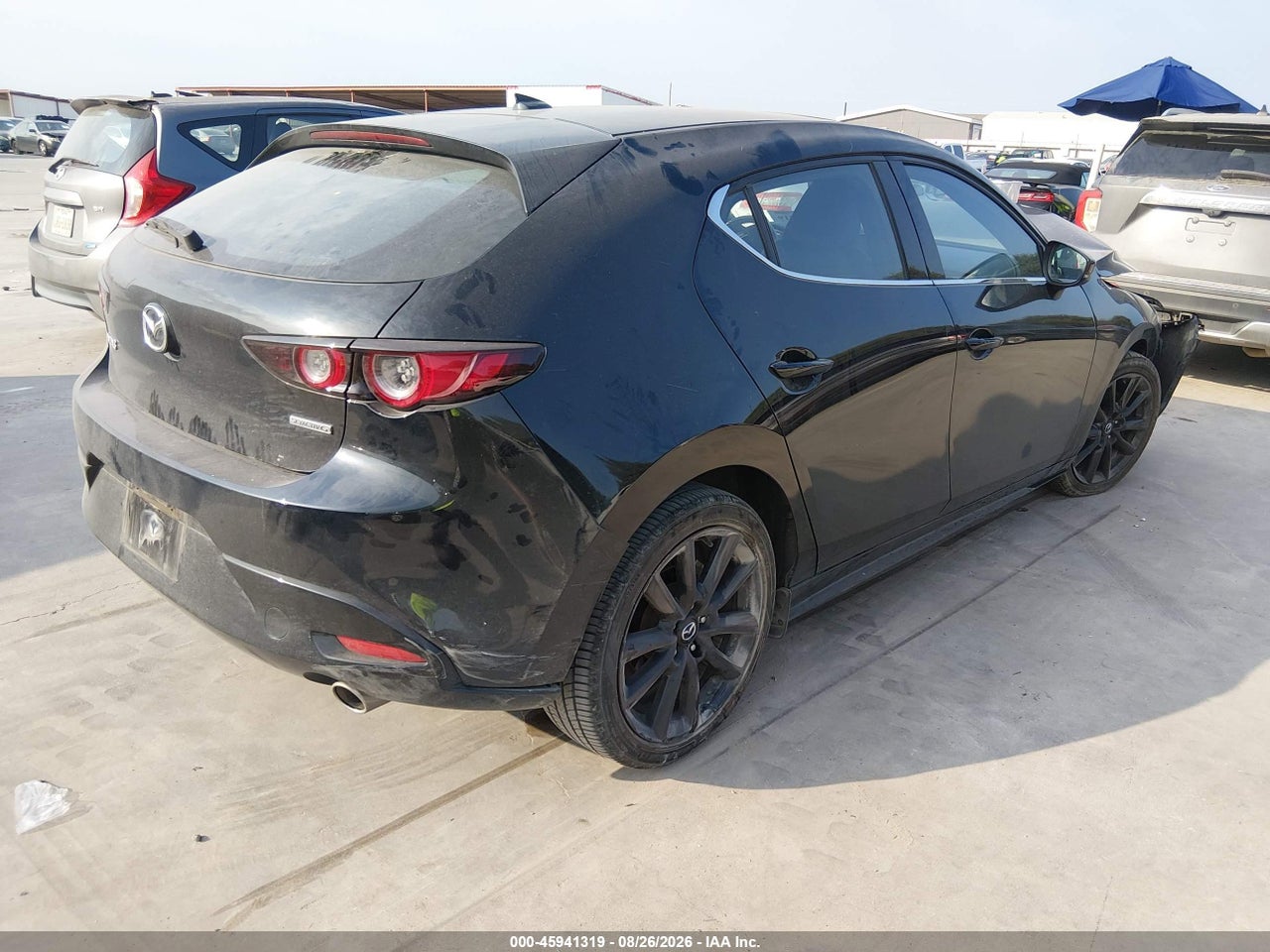 2021 MAZDA MAZDA3 PREMIUM · 4/10