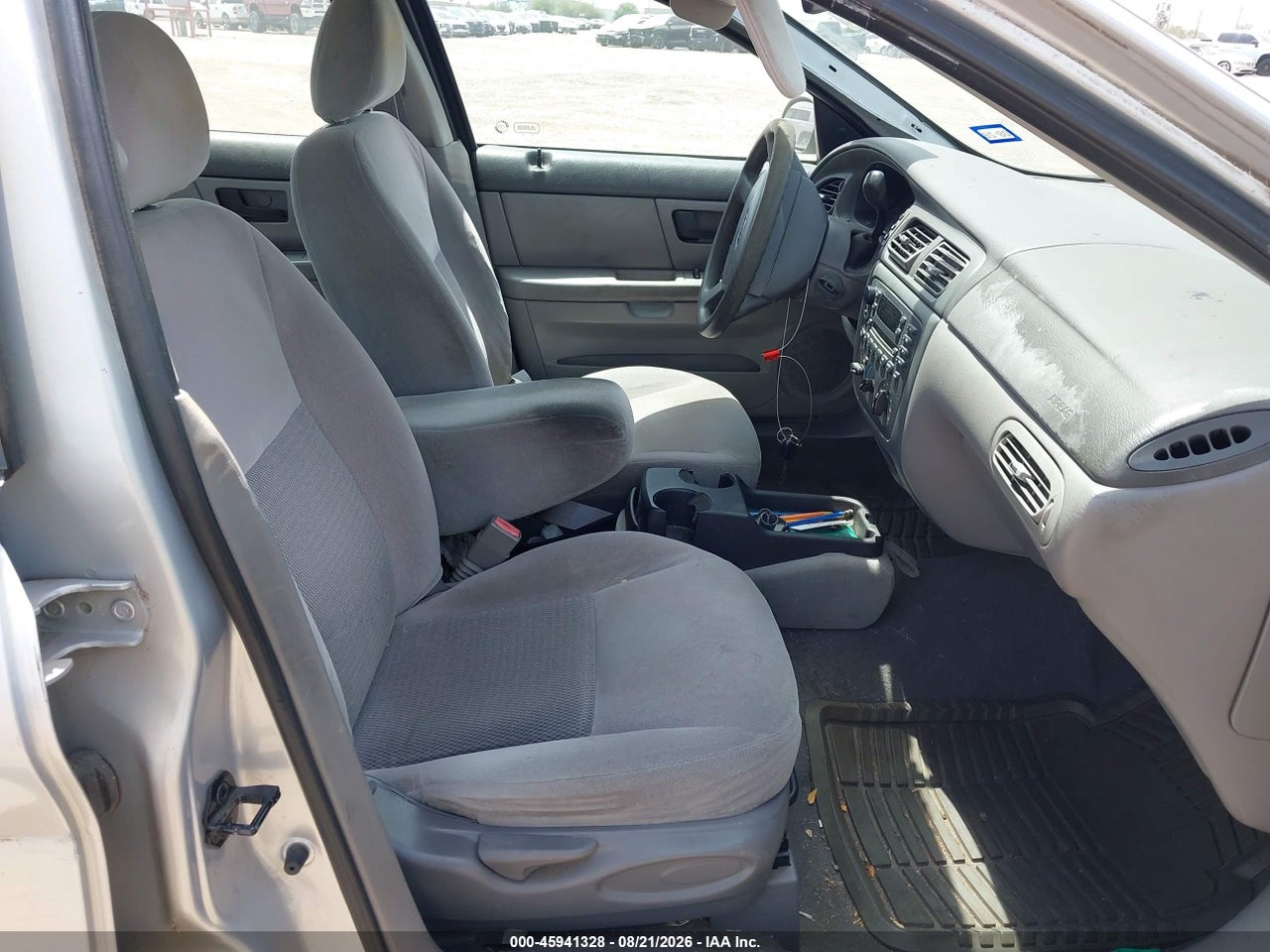 2005 FORD TAURUS SE · 5/11