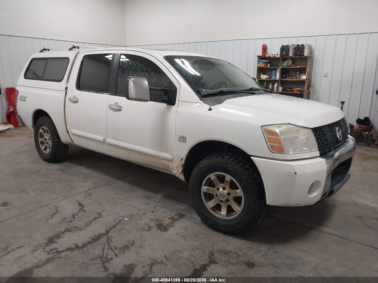 2004 NISSAN TITAN LE