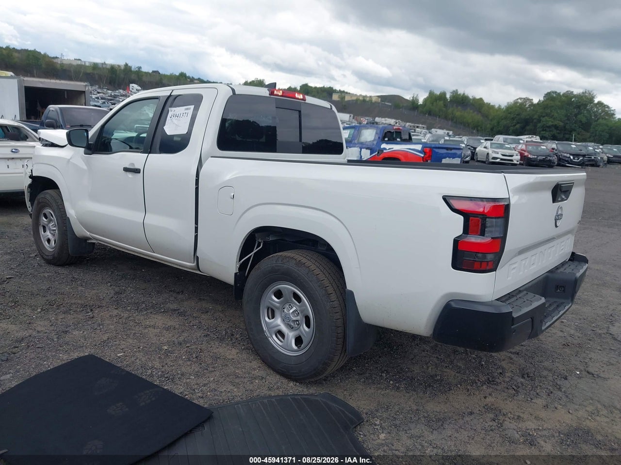 2026 NISSAN FRONTIER KING CAB S 4X4 · 3/11