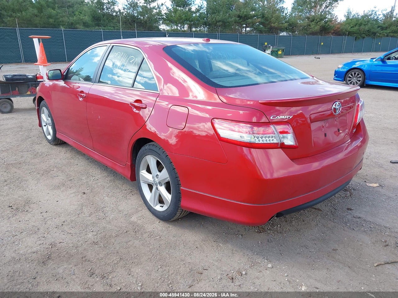 2010 TOYOTA CAMRY SE · 3/11