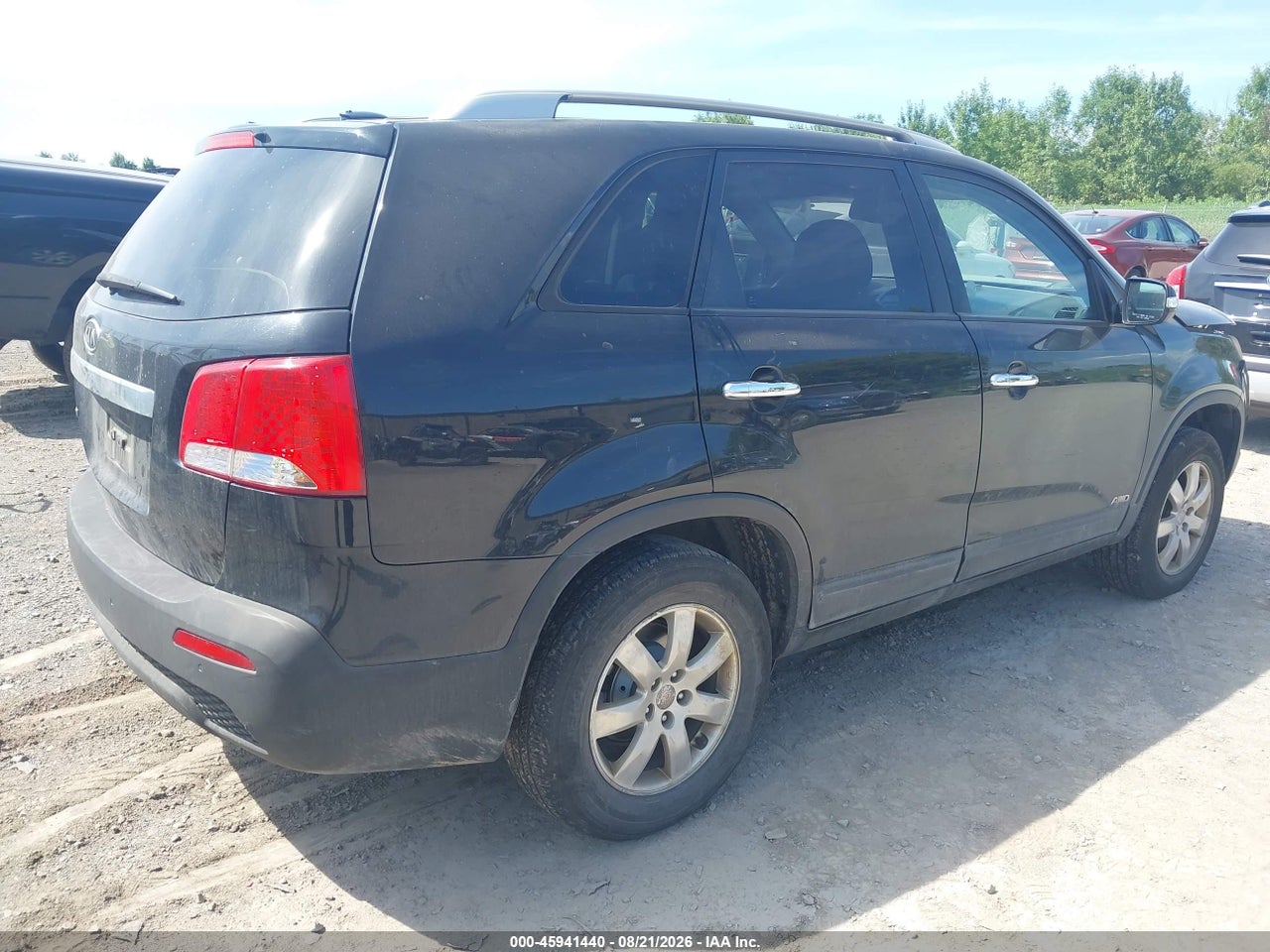 2011 KIA SORENTO LX · 4/11