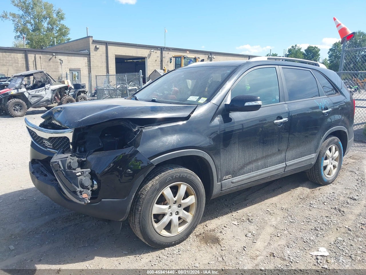 2011 KIA SORENTO LX · 2/11
