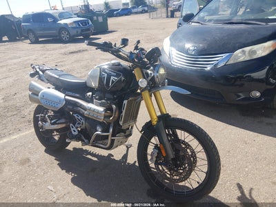 SMTD51HG8KT****** · 2019 TRIUMPH MOTORCYCLE SCRAMBLER 1200 XE
