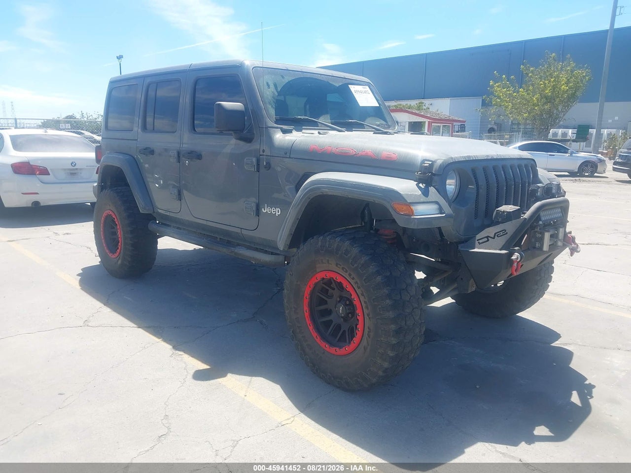 1C4HJXDG1JW****** · 2018 JEEP WRANGLER UNLIMITED SPORT S 4X4