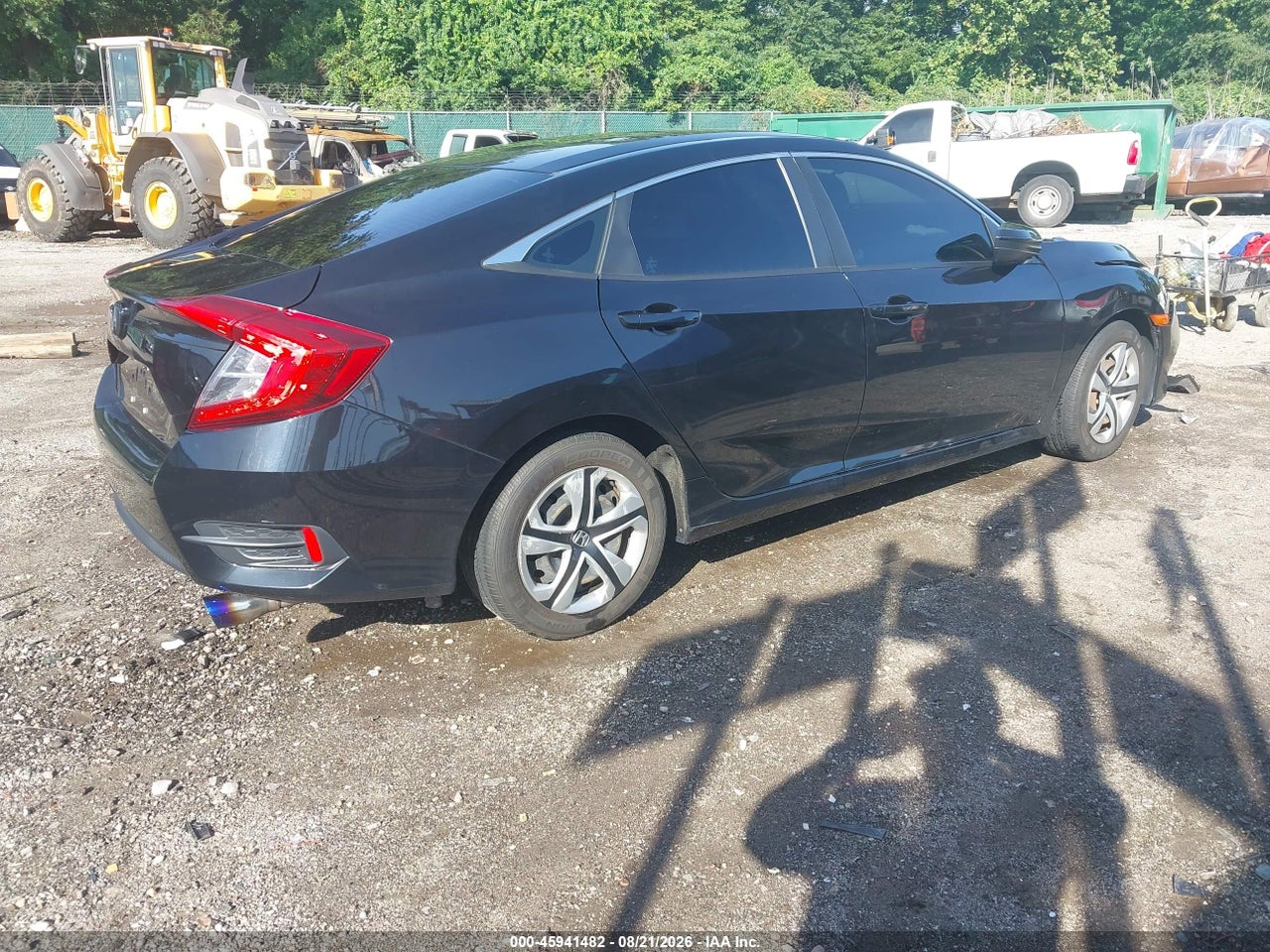 2016 HONDA CIVIC LX · 4/11