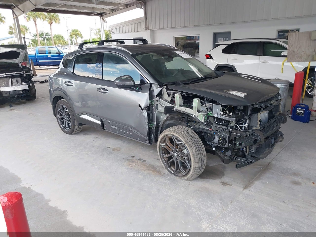 2025 NISSAN KICKS SR FWD