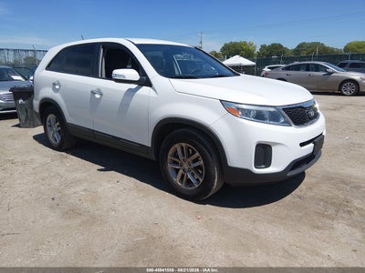 5XYKT3A69FG****** · 2015 KIA SORENTO LX